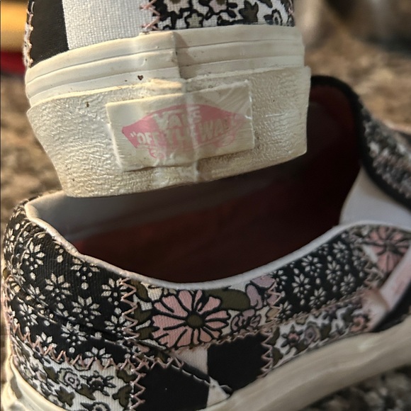 Vans Patchwork  Slip-On Sneakers - Black, White & Pink Floral Check - Picture 2 of 2